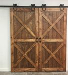 double-stained-barn-doors